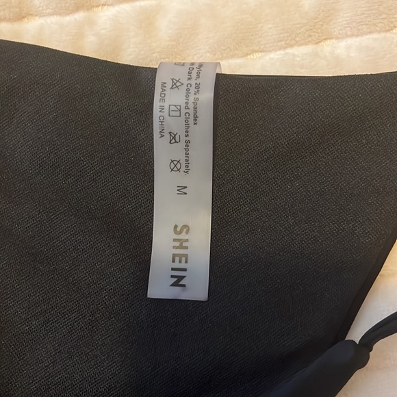 New 3 pack Halter Bikini Swimsuit With Cover Up size M - Picture 6 of 9